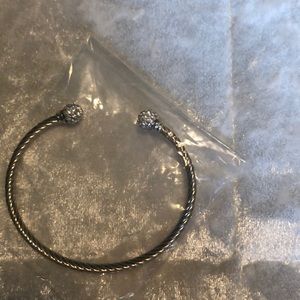Sterling silver bangle